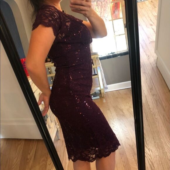 MARINA Sequin Lace Stretch Cocktail Dress Mini Vneck Purple Size 6 - Picture 2 of 7
